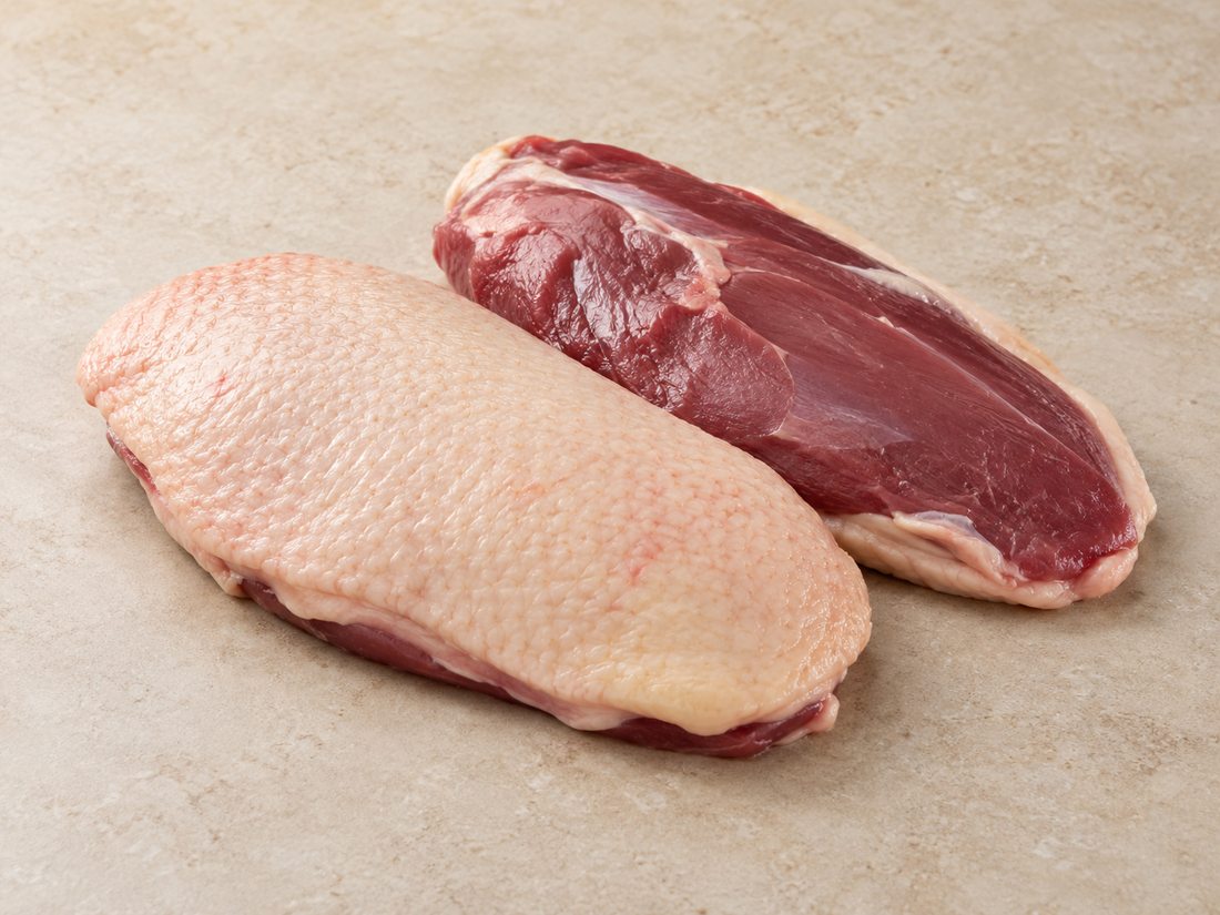 Duck fillet including inner, skin on product